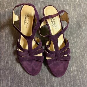 Talbots Women's Purple Strappy Sandals 100% Suede Leather Upper 2.5” 6 EUC